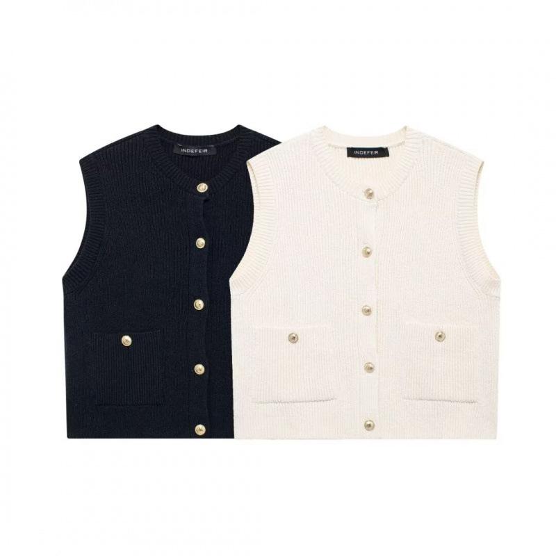 

Autumn Women s Street Fashion Button Embellished Knitted Vest Large слонова кістка