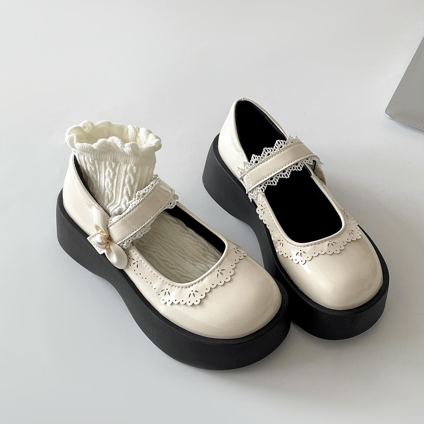 

Black French retro platform small leather shoes women s 2025 new summer skirt JK shallow mouth Mary Jane single shoes 39 бежевый
