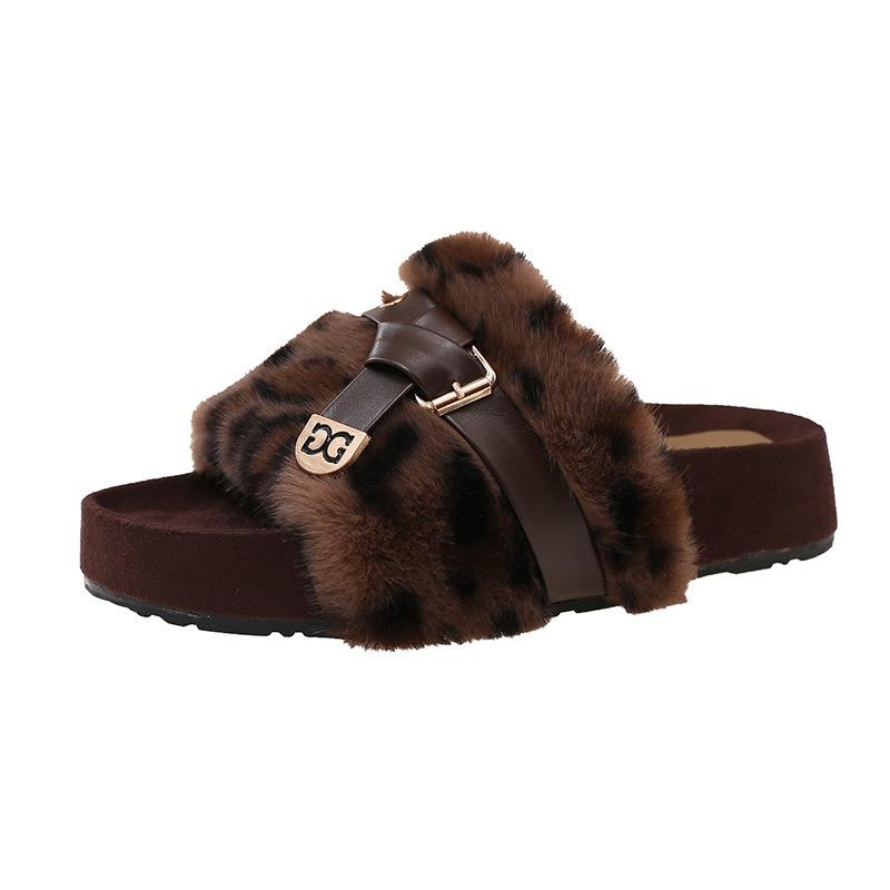 

Muffin thick-bottomed fluffy slippers for women s outer wear autumn new niche belt buckle trendy one-word large-size slippers 42 коричневый