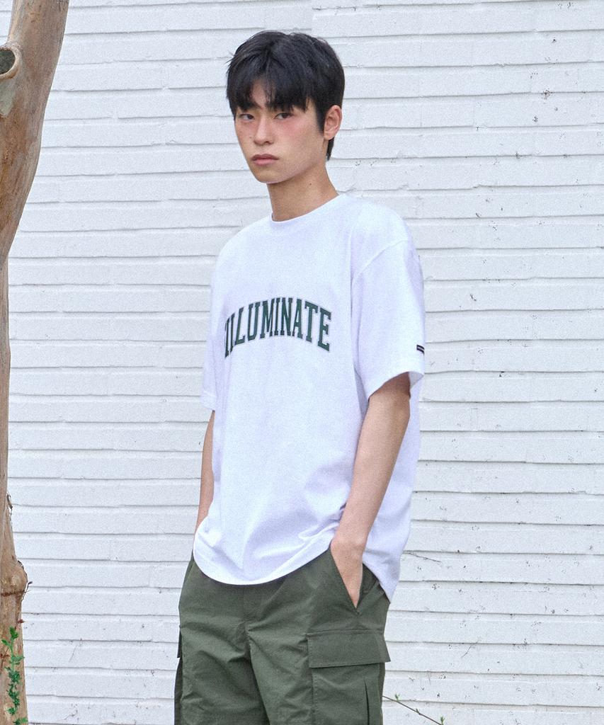 FILLUMINATE Two-Tone Arch Logo T-Shirt - White