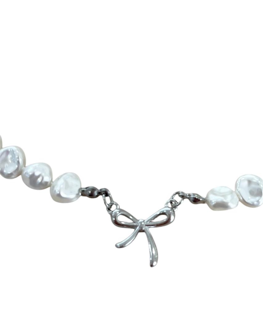 Sk8Er Rock Off Pearl Necklace