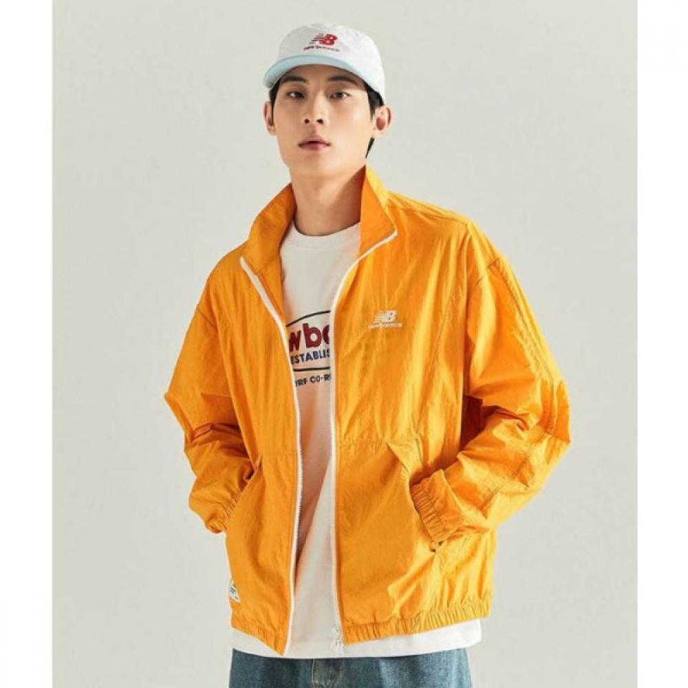 

New Balance Uni Легкая цветная разогревающая куртка Nbnad22413 30 yellow/90(S)