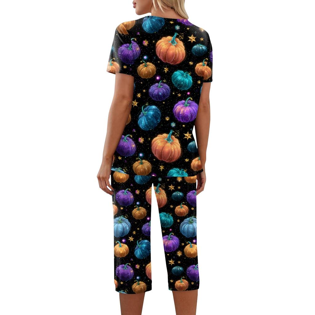 Women's Two Piece Set Short Sleeve Top and Capri Pants Casual Lounge Wear Halloween Floral Print Spider Web Pattern Soft Fabric