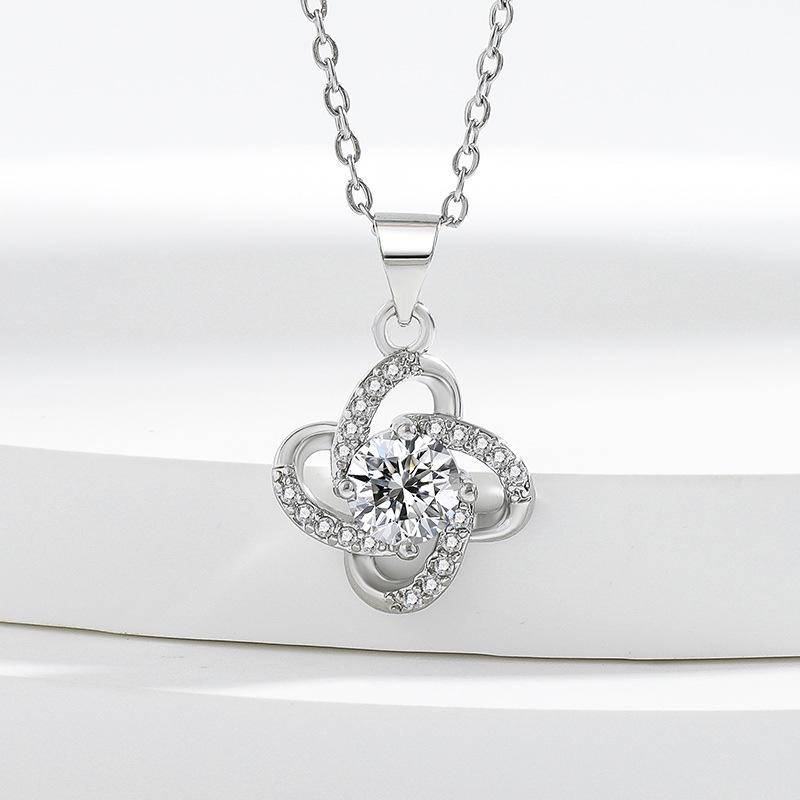Four-leaf Clover Earrings Zircon-encrusted Rotating Lucky Clover Earrings Necklace and Ring Set