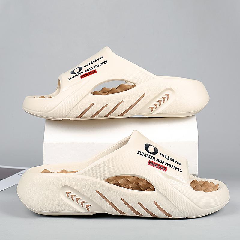 Fashion 2024 New Men Massage Slippers Slides Indoor Outdoor Sandals Beach Casual Shoes Comfortable Sole Men's Slippers Big Size 38-47