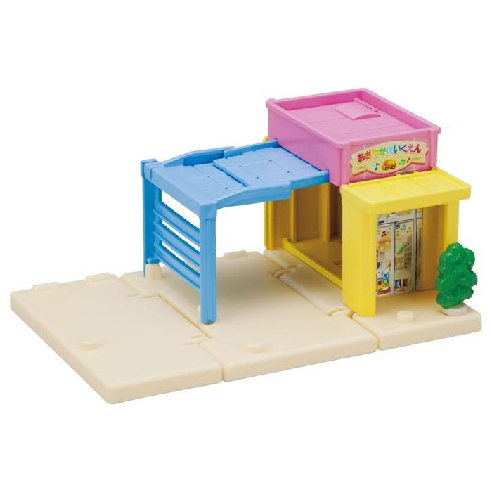 Takara Tomy Tomica Town Daycare (with Tomica Vehicle) Diecast Car Toy, 3+ Years