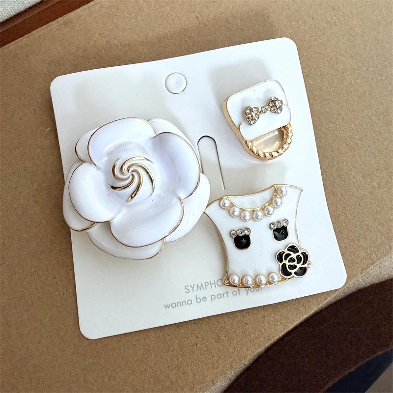 Vintage Distressed Brooch Set: Coco Style Corsage Pin Collection