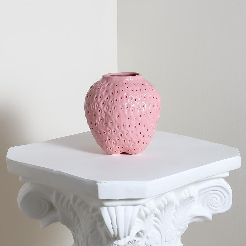 Strawberry Shape Ceramic Vase, High-End Hydroponic Flower Container, Nordic Minimalist Desk Decor for Living Room
