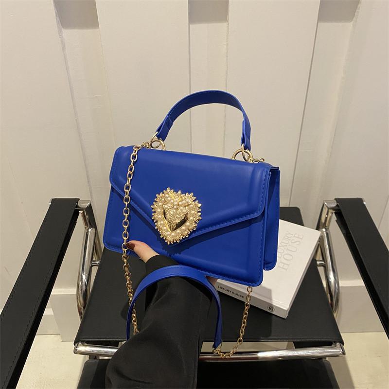Chic Pu Leather Shoulder Bag For Women Trendy Lock Chain Crossbody Bag 2024