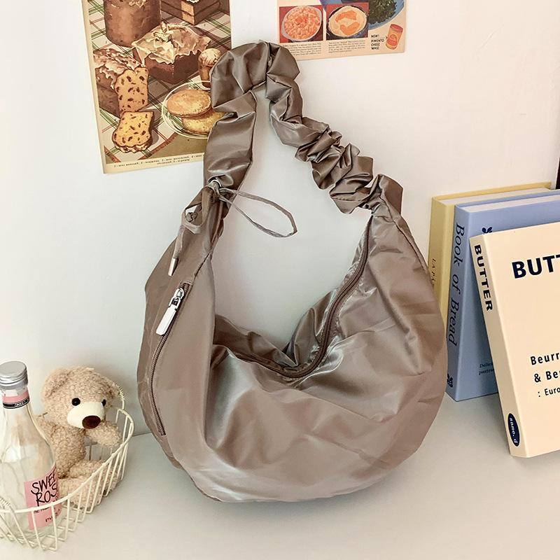 

Корейский нишевый дизайн, плиссированная высококачественная универсальная сумка для пельменей, новая сумка-мессенджер для девочек большой вместимости шампанского