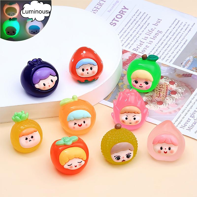 Lysende fruktdukke Minifigur Tilfeldig 1 stk Desktop Søt tegneserie Dekorativt ornament Resintilbehør