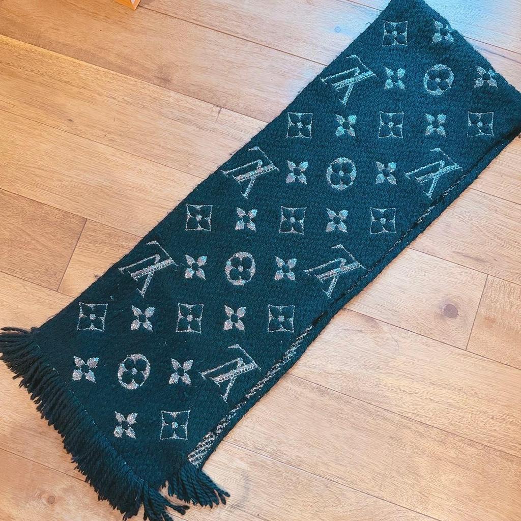 Used Louis Vuitton Scarf Black Echarpe Logo Mania Shine
