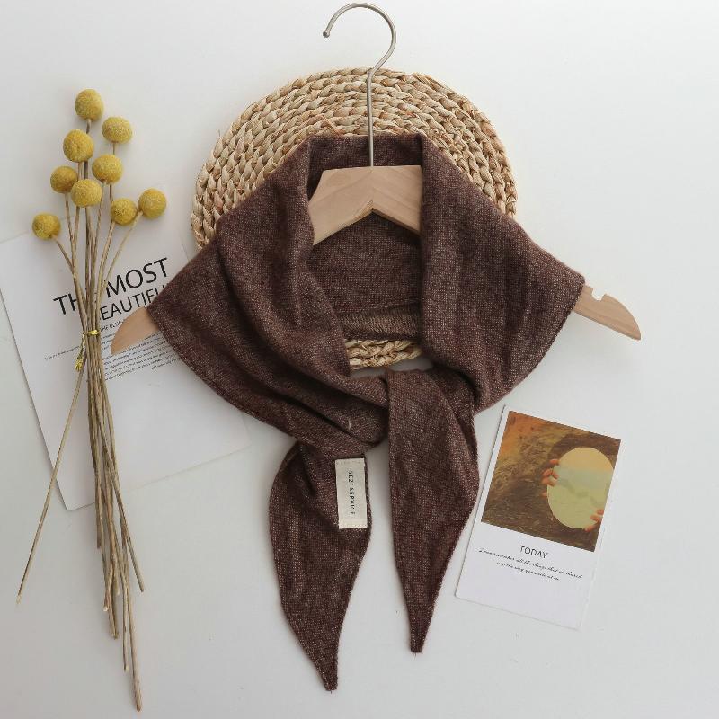 Temperamentní pletená kostkovaná trojúhelníková šála Šála s prémiovým vzhledem Dámská teplá šátek na hlavu Multifunkční ležérní malá šála