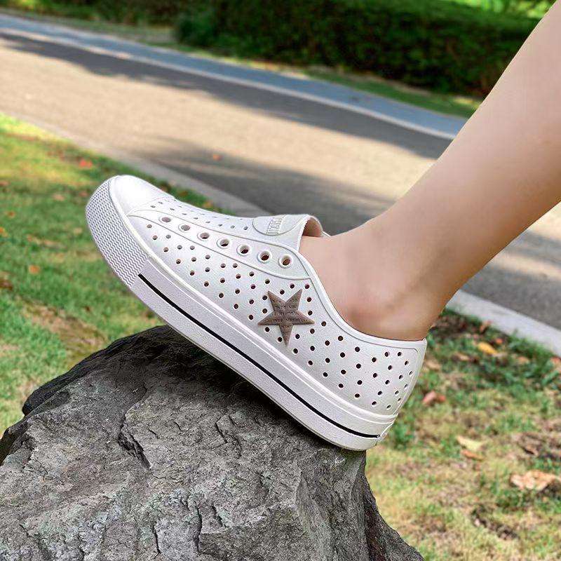 Yuzhihao Summer Unisex Fashionable Hollowed-Out Rain & Casual Shoes