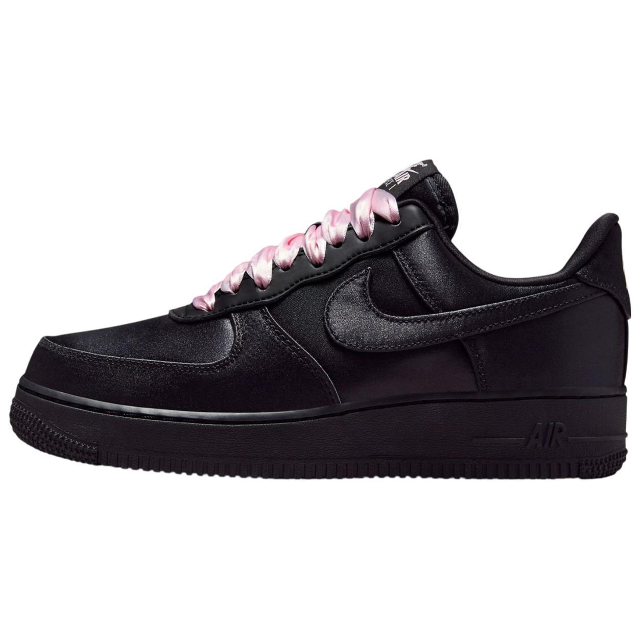 

Женские кроссовки Nike Air Force 1 Low 07 LV8 Black Satin IH2034-010 38 чёрный