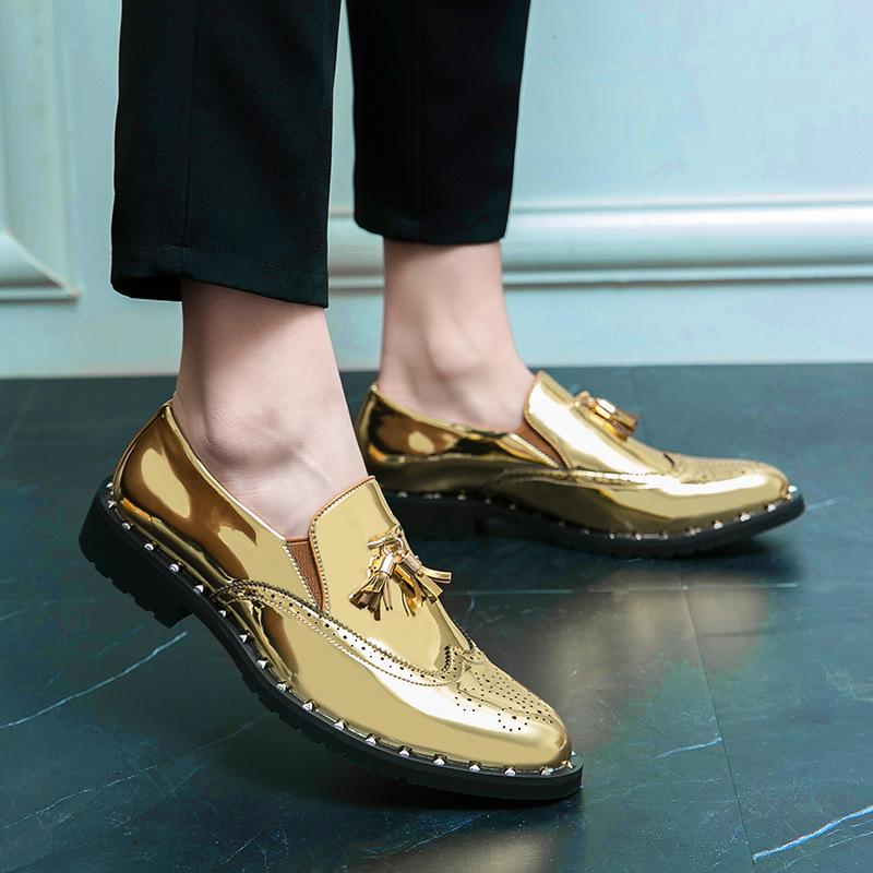 

Leather shoes men s 2025 spring and autumn new British casual shoes business dress sequined fringed pointed head pedal men s leather shoes 38 золотий