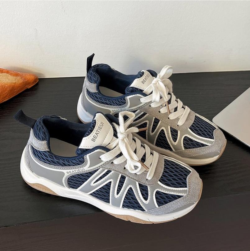 Baskets Femmes 2025 New Mesh Sneakers Women Designer Retro Running Shoes Fashion Breathable Women's Sports Shoes Tenis Feminino