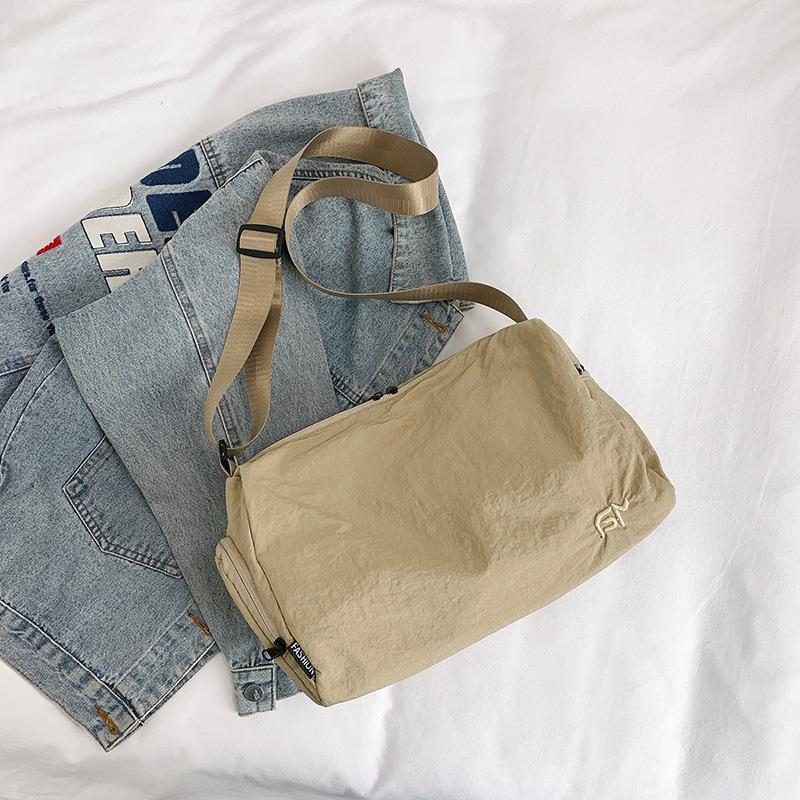 Autumn new solid color large capacity small square bag sports fashion simple leisure commuting shoulder messenger bag
