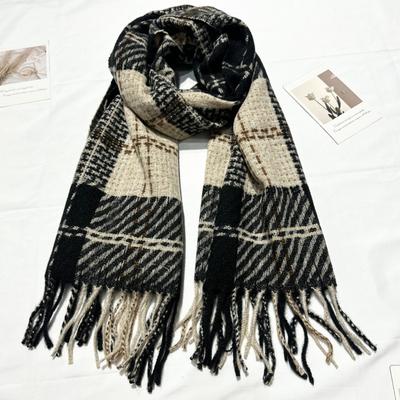 Akcesoria – Szaliki i chusty