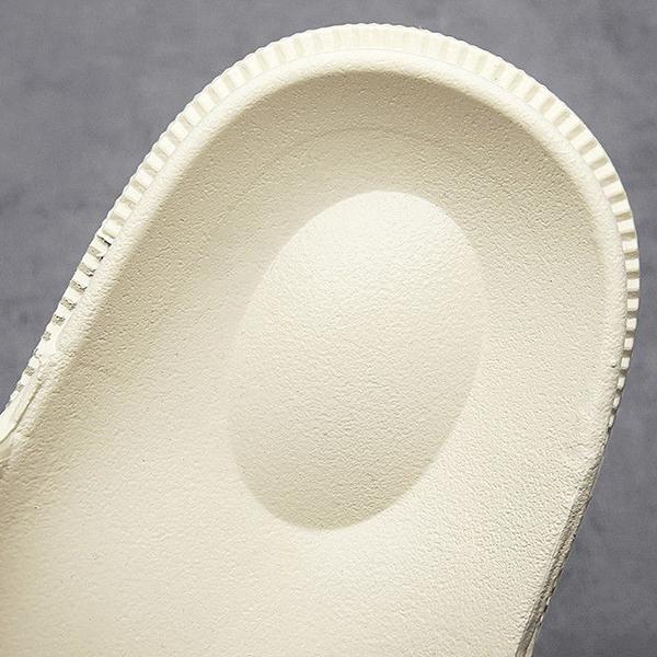 Men's Summer Fashion Two Wear Slippers Beach Flip-flops Men Wear Light Sandals Outside Solid Color Flat Heel
