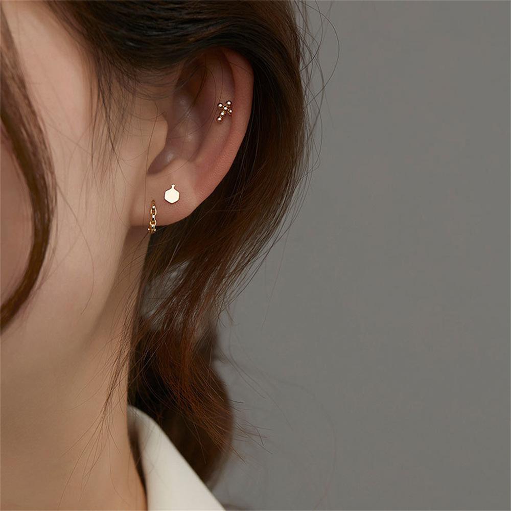 Small stud earrings 925 sterling silver niche design exquisite temperament ear buckle earrings fashion earrings tide