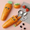 Set di Forchetta e Cucchiaio in Acciaio Inossidabile con Manico a Forma di Carota per Bambini