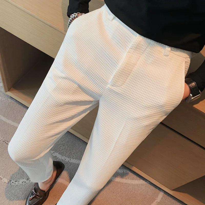 Pantaloni da completo a quadri da uomo alla moda, snellenti, casual, da lavoro, a gamba dritta, per l'estate, pantaloni leggeri e traspiranti