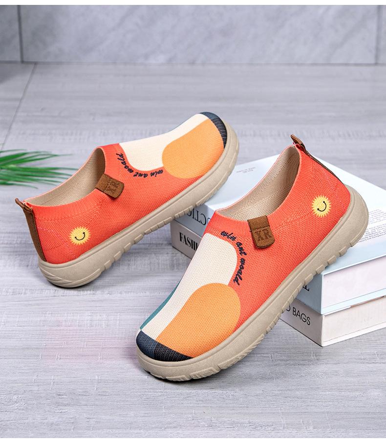 

Весенне-осенние новые тканевые туфли, повседневные, с летящим плетением, спортивные, расписанные, одинарные, дышащие, с мягкой подошвой, модные женские туфли на один шаг 40