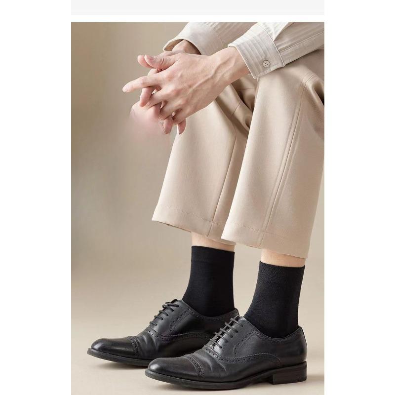 Men's Spring and Summer New Solid Color Leisure Business Breathable Tube Cotton Socks