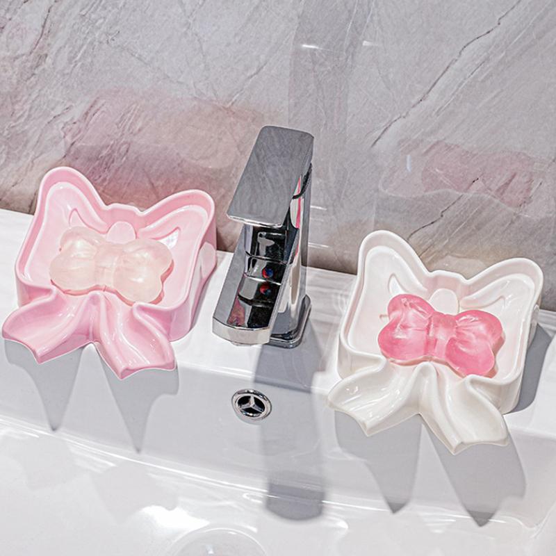 Kreative Seifenhalterbox in großer Schleifenform, niedlicher süßer Kunststoff-Abtropfbehälter, Aufbewahrungsschale, Spüle, Haushalts-Badezimmerzubehör