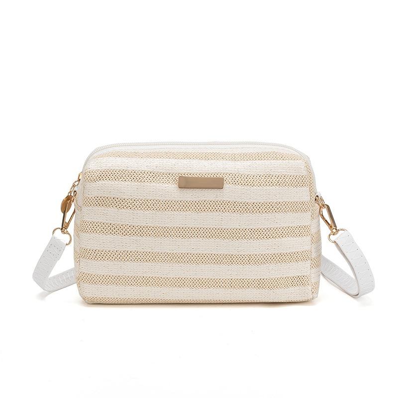 Bag Women's Spring Summer New Weaving Simple Shoulder Bag Crossbody Bag Fashion Straw Beach Bag
