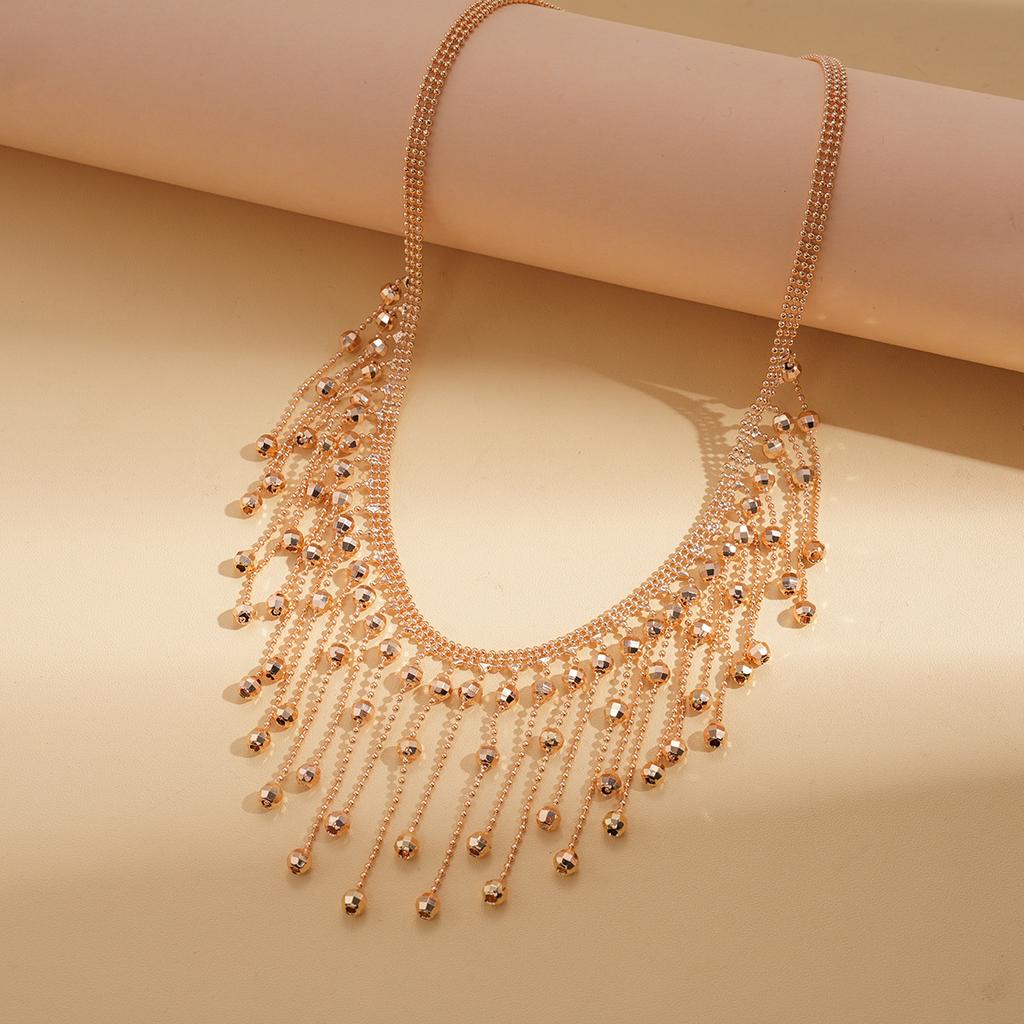 Line tassel necklace, personalized trend, simple collarbone chain design, sense of decoration