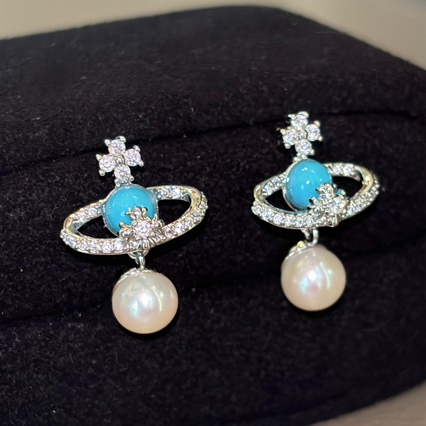 Silver Needle Pearl Zircon Cross Stud Earrings: Luxurious, Versatile French Retro Jewelry for Women