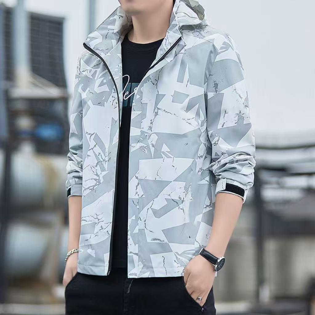 Men's Spring Autumn Jacket Outdoor Sports Lightweight Windproof Water-resistant Camouflage Top Layer Thin Men's Coat