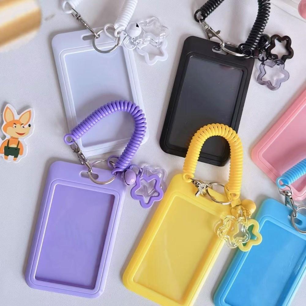 Klarer Acryl-Ausweishalter Sternförmiger Kunststoffhalter Niedlicher Schlüsselanhängerhalter Campus-Ausweis