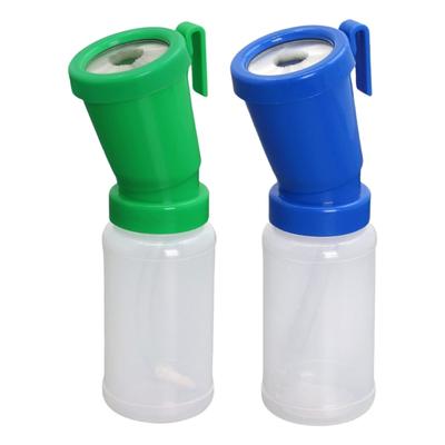 300ml/10oz Nádobka na namáčení struků pro krávy a ovce Snadno čistitelný nástroj pro péči o struky s měkkým čisticím kartáčkem pro před a po dojení