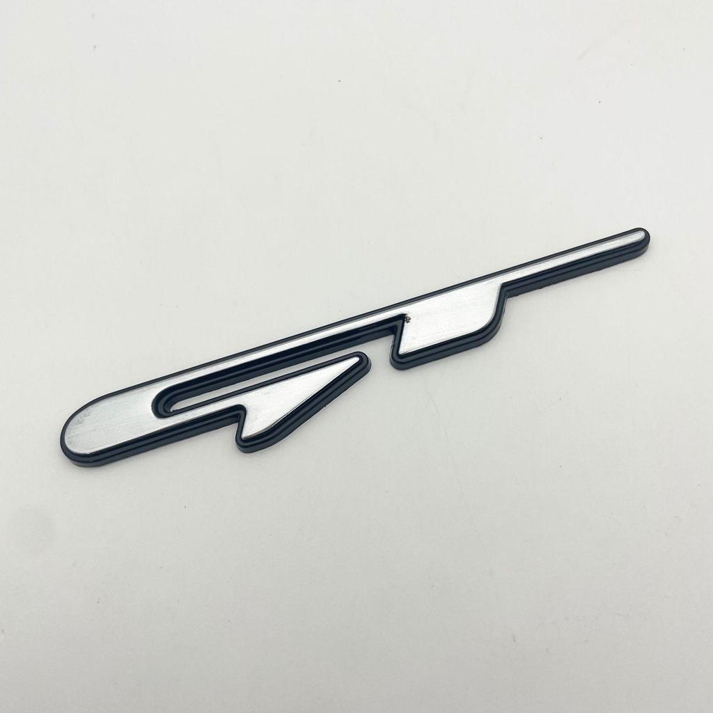 Emblema de Carro Metálico GT LINE para Hyundai Kia: Compatível com Elantra, Sportage e Stinger.
