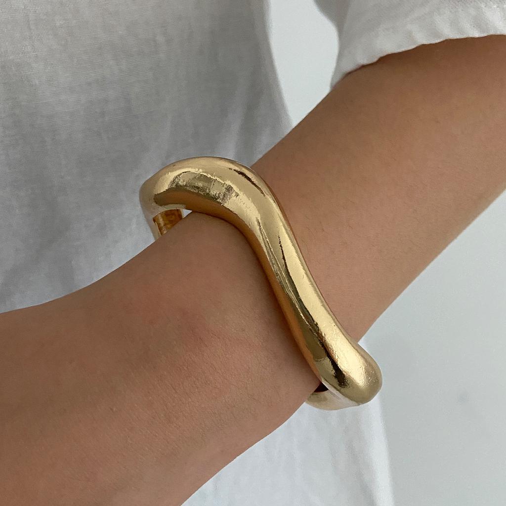 Fashion Translucent Smudged Resin Bracelet Bracelet Irregular Smooth Acrylic Wide Bracelet