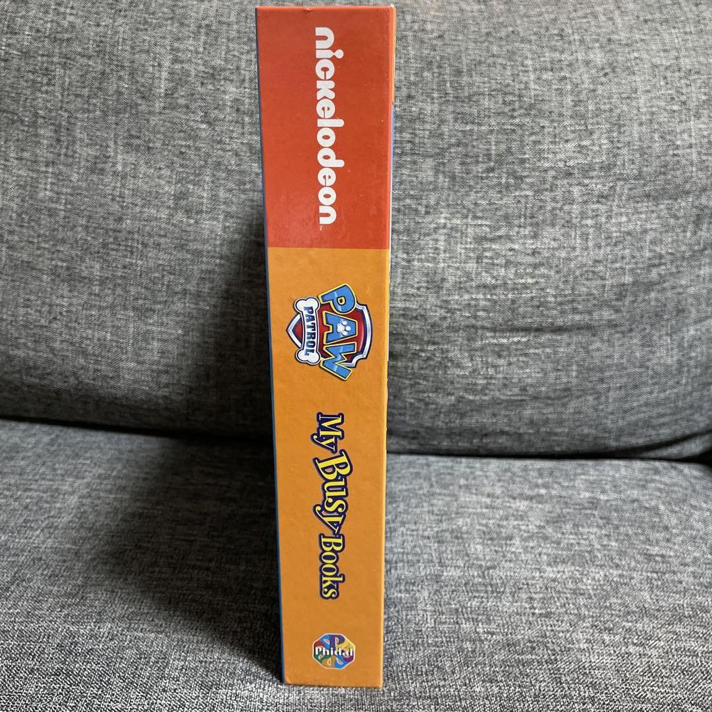 [USED] Paw Patrol My Busy Book with 10 Figures