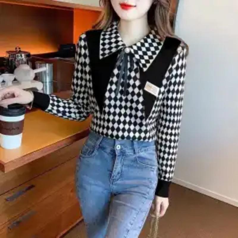 

Осінньо-зимові в язані светри жіночі двошарові з ляльковим коміром картаті стильні сорочки темпераментні топи S чорний