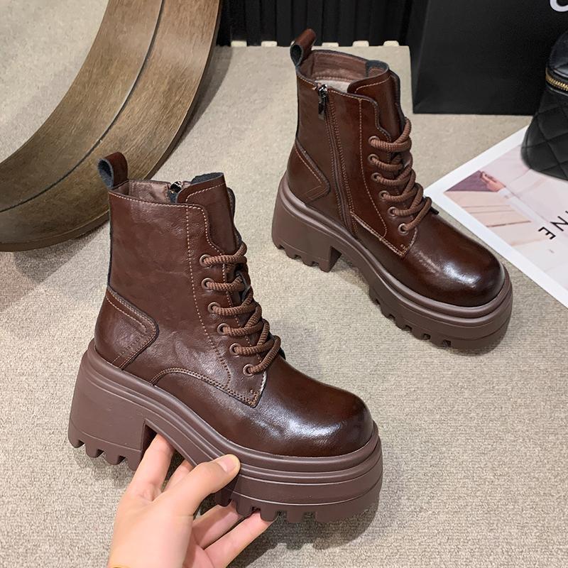 Ghete Martin Retro cu Talpă Groasă din Piele Naturală pentru Femei - Stil Britanic, cu Înălțime Mărită, Versatile pentru Toamna/Iarna 2025.