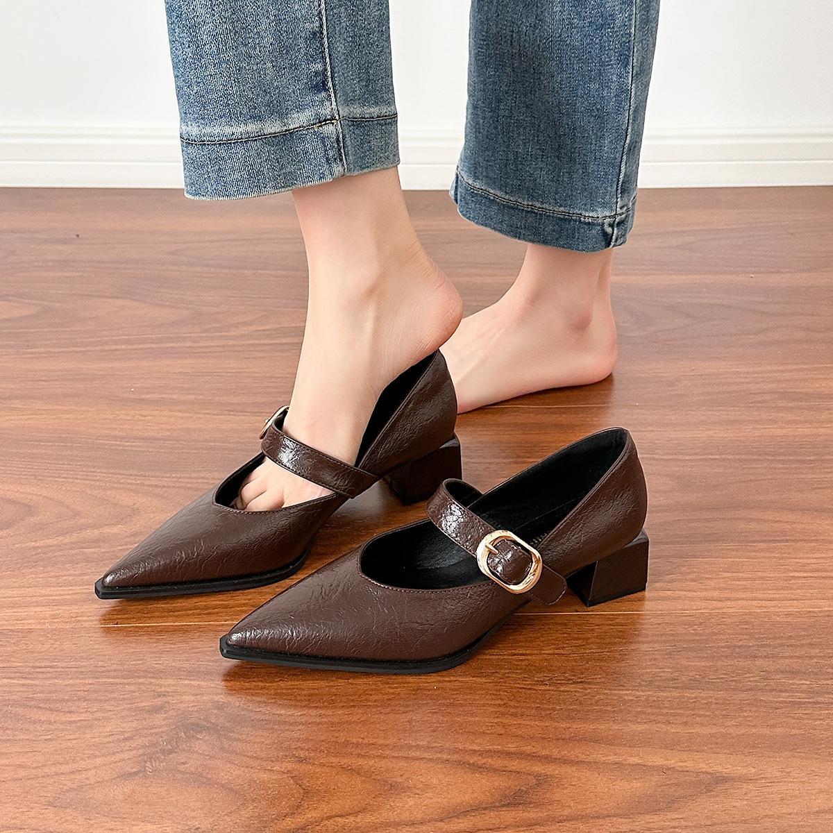 

Грубый каблук темперамент заостренный черный пригородный Мэри Джейн неглубокий носок женские туфли весна 2025 новые односложные ремешок высокие каблуки женские 40 коричневый