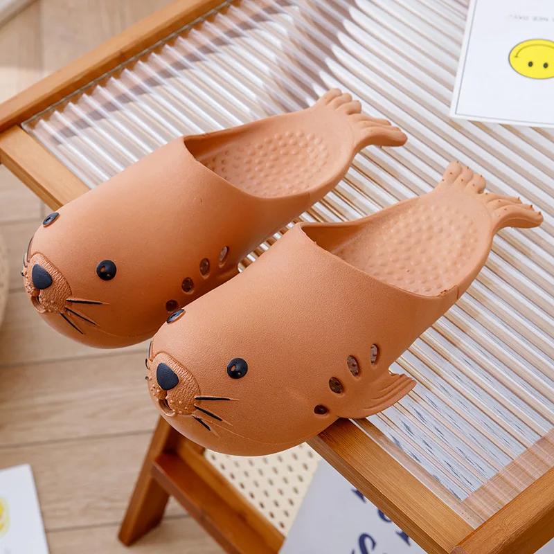 Fashion PVC Slippers Fashion Parent-child Seal Baotou Male Cartoon Girl Sandals Couple Bathroom Can Wear Shoes Outside Casual 2025