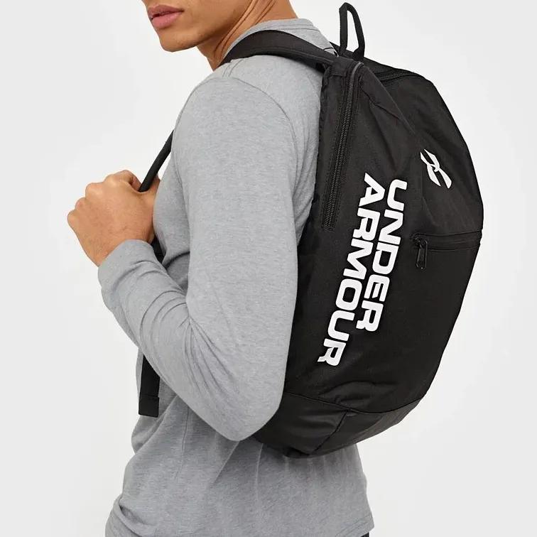 Under Armour Zaino in Poliestere Regolare Unisex Nero (Unisex) Zaini 1327792 001