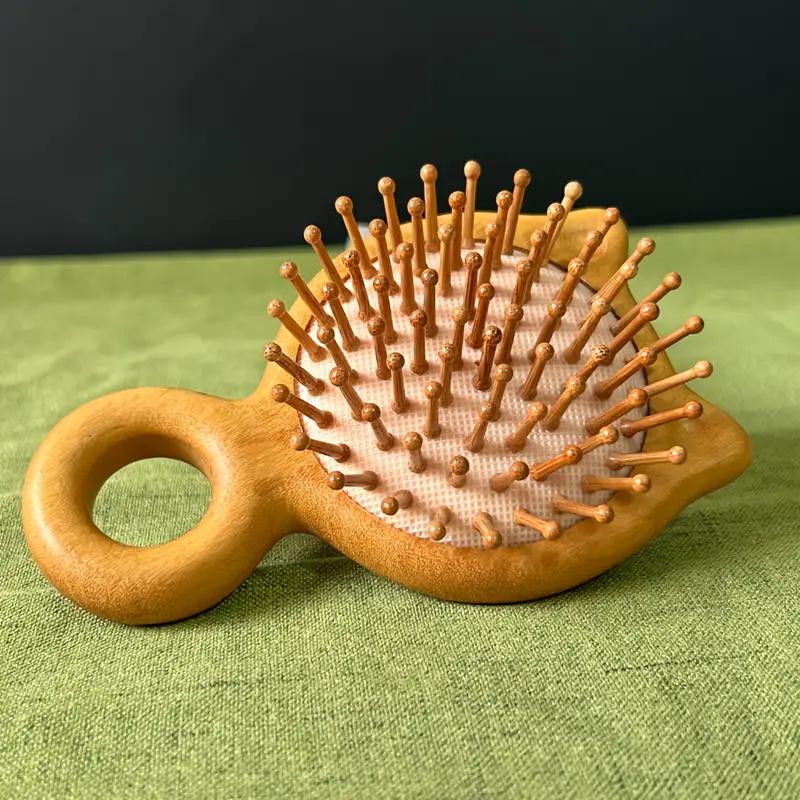 BEPAN Portable Cat Air Cushion Massage Comb Sandalwood Air Cushion Comb Cute Kitten Air Bag Combs Hair Styling Ring Scalp Massage Comb