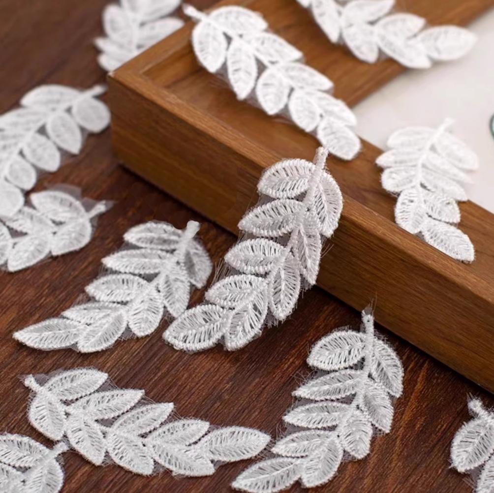 

10 шт. Белое кружево с лиственным узором, отделка, нашивка для ремонта, украшение свадебного платья, аксессуары для шитья своими руками