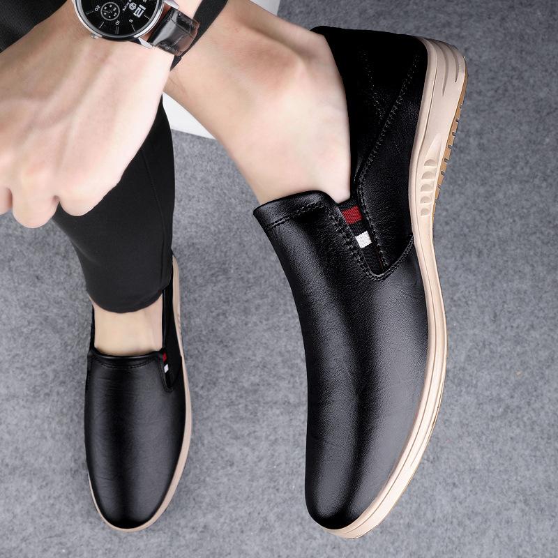 

Men s shoes 2025 summer new daily foot cover one pedal outdoor convenient versatile soft sole shock absorption casual leather shoes tide 37