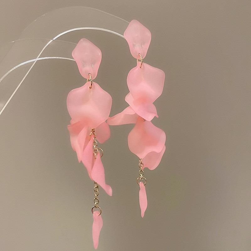 Silver Needle with Diamond Fabric, Flower Fringed Earrings, Sweet and Gentle Stud Earrings, Femininity, Versatile Earrings, Niche and High-end Sense
