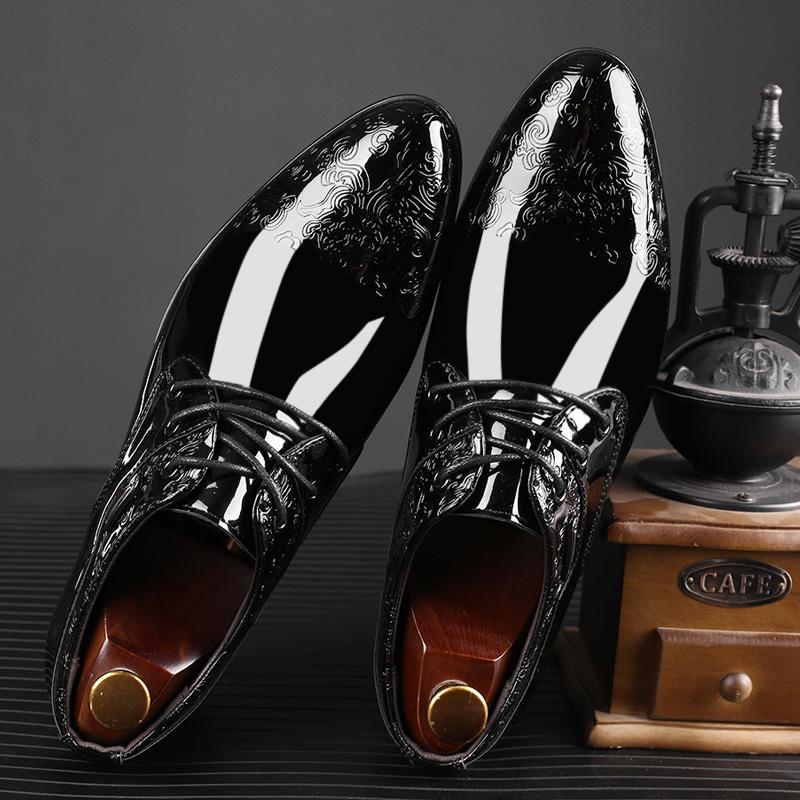 Black Patent Leather Formal Shoes for Man Big Size 46 Pointed Toe Casual Office Shoes Men Oxfords Shoes Sapato Social Masculino