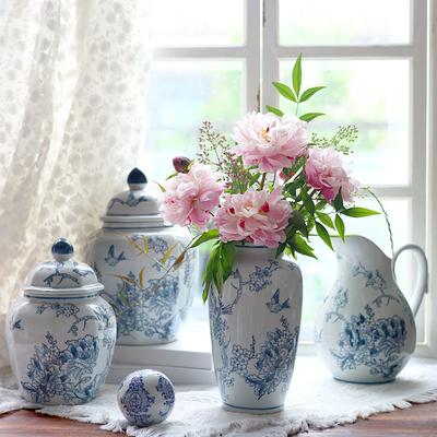 Blue and White Porcelain Vase Ceramic Vase Vintage Porcelain Bottle Flower Vase Storage Tank Terrarium Home Decoration
